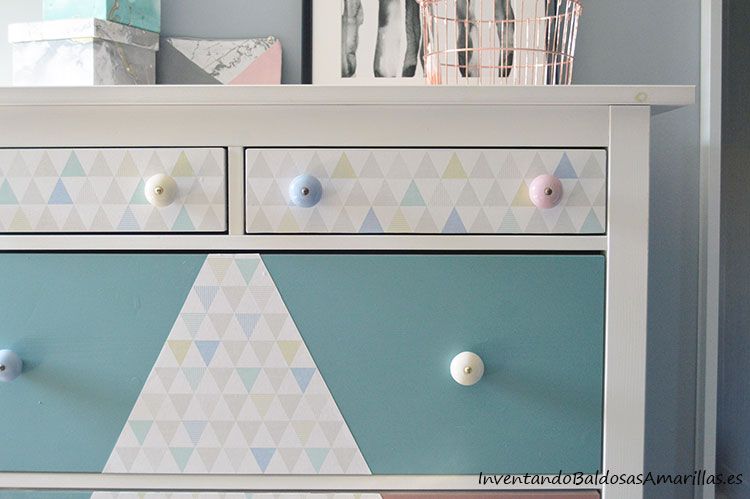 papel-pintado-geometrico-muebles