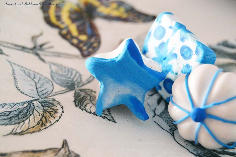 tirador-azul-hecho-fimo