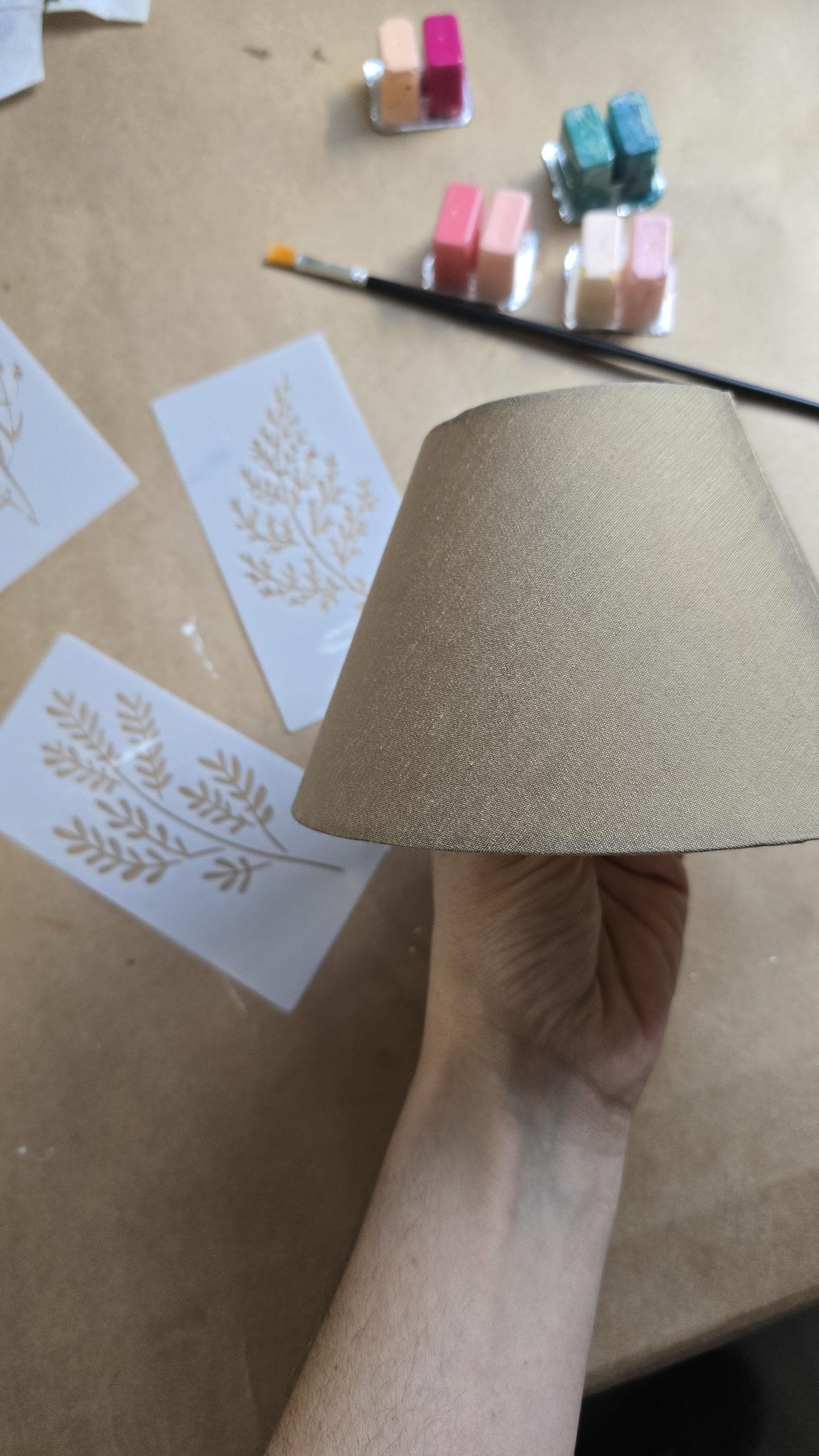 TALLER PRESENCIAL Pinta tus lámparas con stencil - Imagen 3