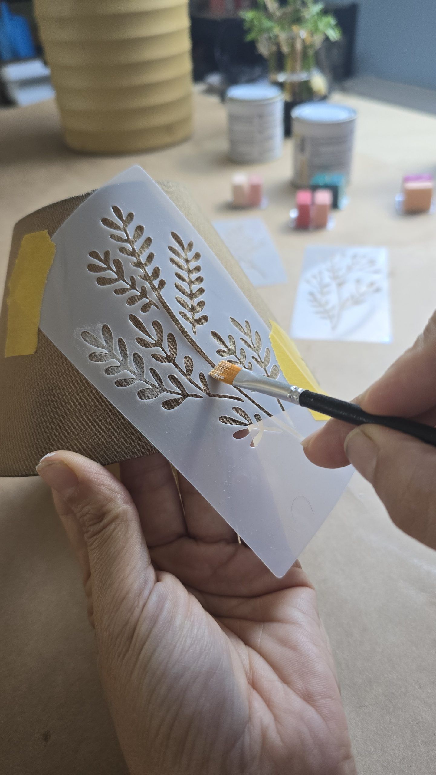 TALLER PRESENCIAL Pinta tus lámparas con stencil - Imagen 4